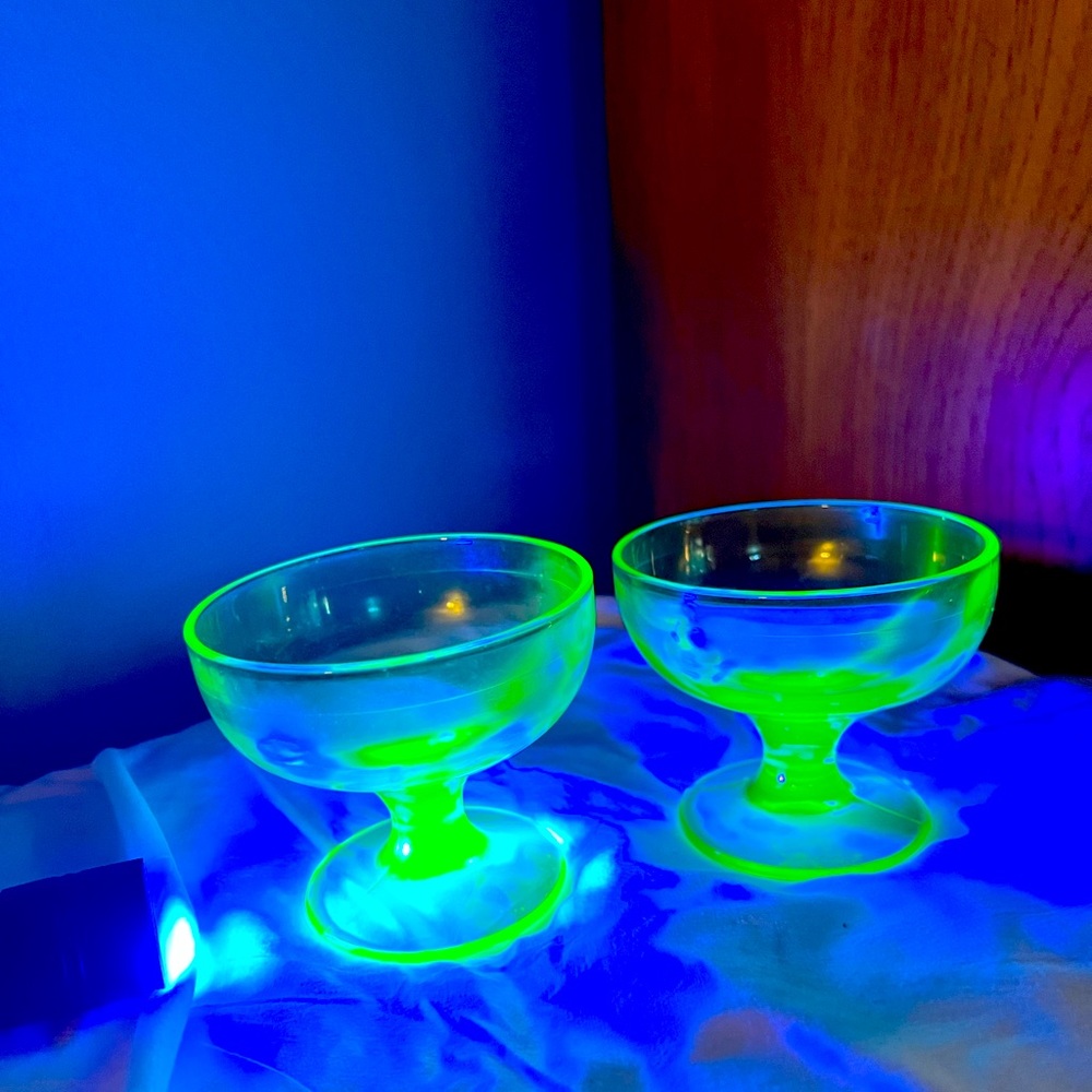 2 antique uranium vaseline depression glass dessert bowls